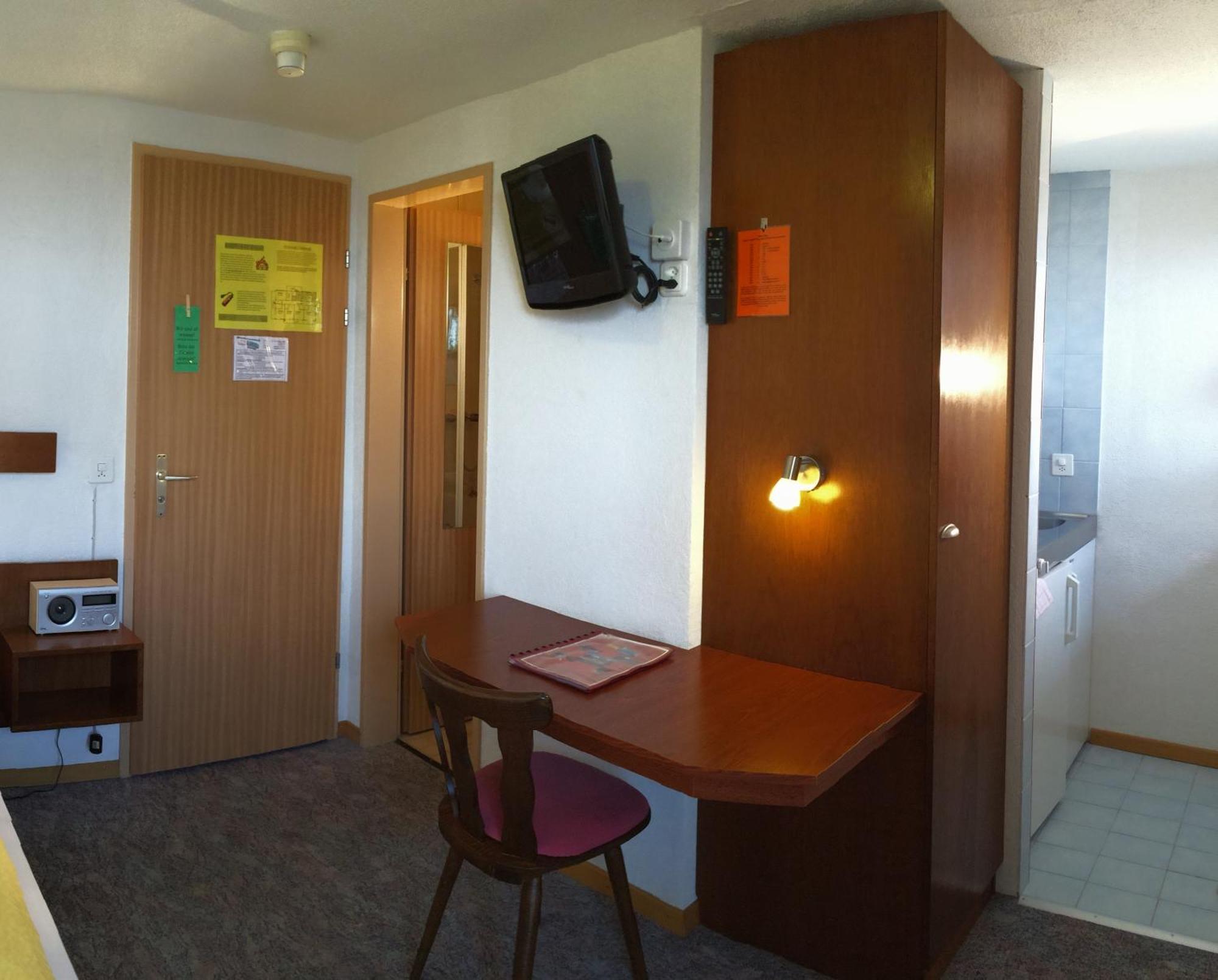 Hotel Zum See Grächen Oda fotoğraf